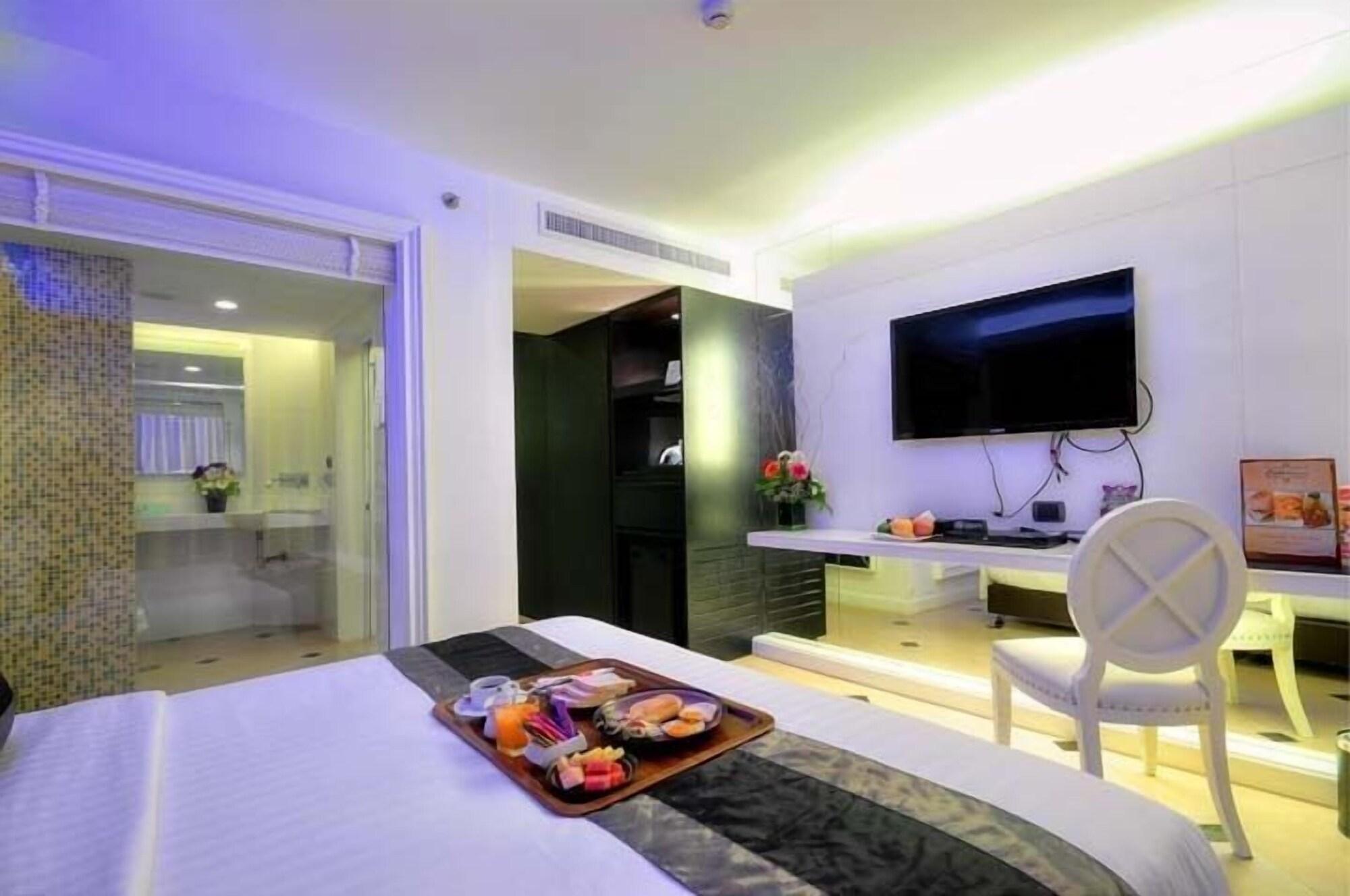 Aspira Skyy Sukhumvit 1 Otel Bangkok Dış mekan fotoğraf