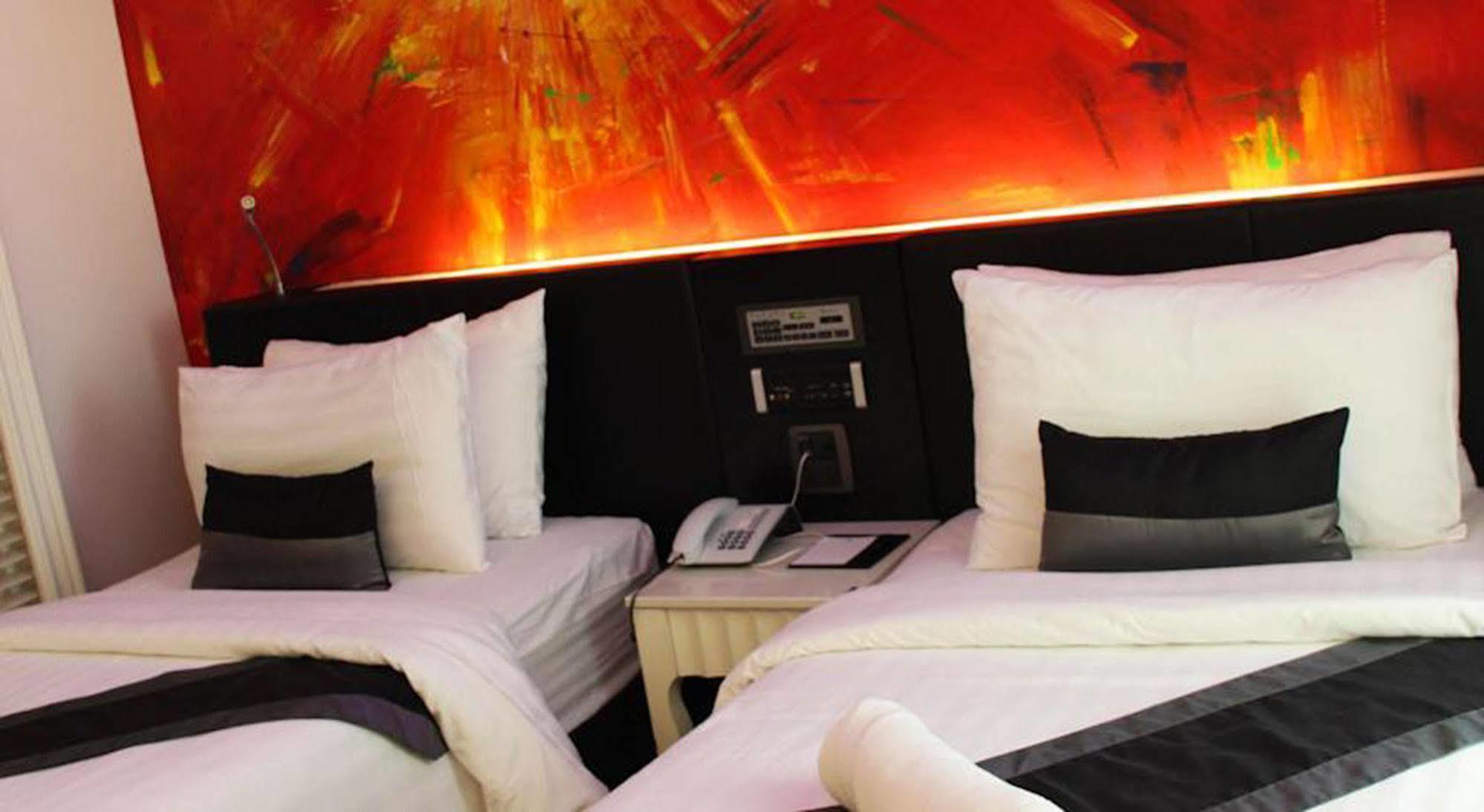 Aspira Skyy Sukhumvit 1 Otel Bangkok Dış mekan fotoğraf